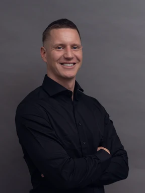 Recruiter img